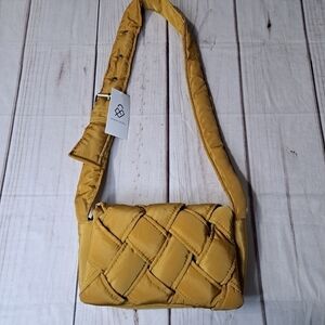 Street Level Woven Puffer Quilted Crossbody